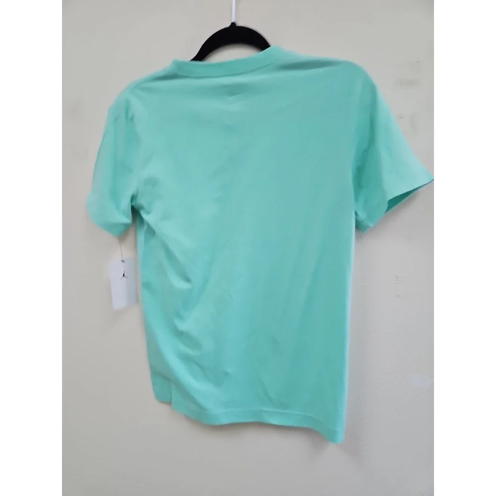 Jordan Kids Emerald Rise Jumpman Graphic T-Shirt 95D119-E8G Size L NWT